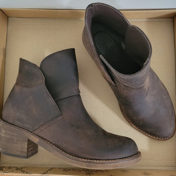 Free People Brooks Ankle Boot size 7 - Brown Leather Bootie - Picture 5 of 13